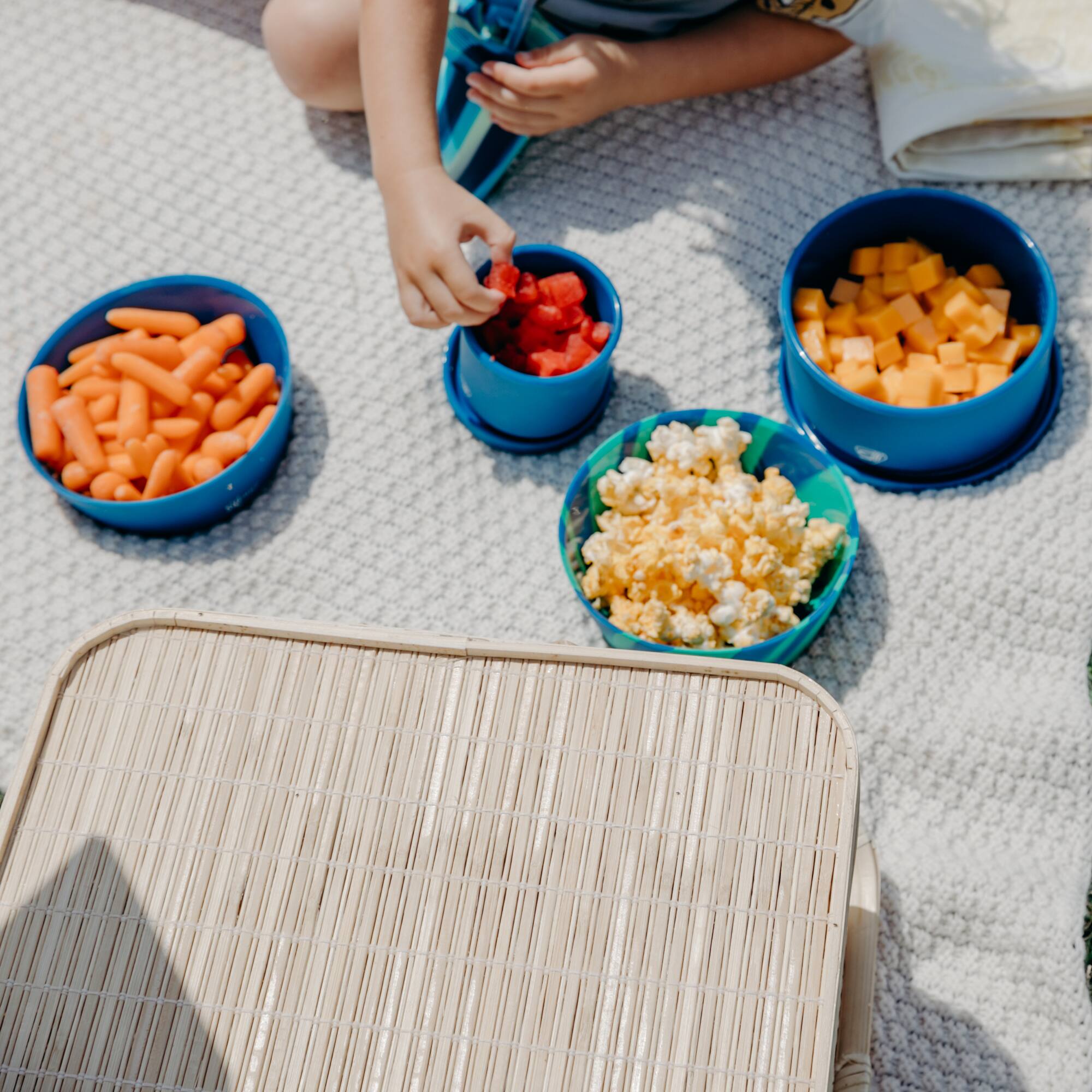 Silipint® 3-Piece Silicone Lidded Bowl Set